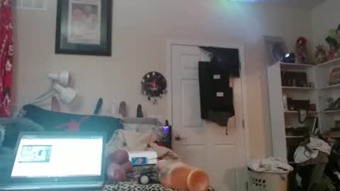 Snapshot of cashduo480 chatting on 11-02-25, 01:24 cashduo online show from 11-02-25, 01:24