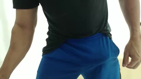 Snapshot of cashmastermuscle77 chatting on 05-06-26, 10:31 cashmastermuscle77 online show from 05-06-26, 10:31