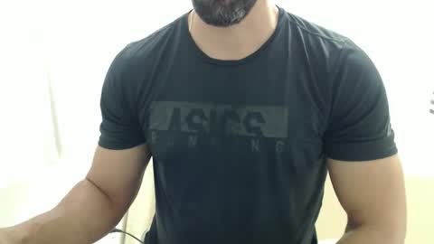 Snapshot of cashmastermuscle77 chatting on 05-15-26, 10:11 cashmastermuscle77 online show from 05-15-26, 10:11