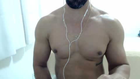 Snapshot of cashmastermuscle77 chatting on 07-25-26, 11:24 cashmastermuscle77 online show from 07-25-26, 11:24