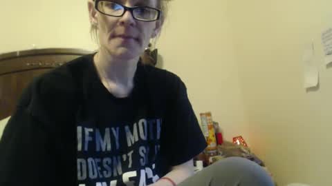 Snapshot of casidy1 chatting on 02-05-25, 03:52 casidy1 online show from 02-05-25, 03:52