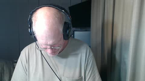 CasinoCam online show from 09-16-25, 02:45