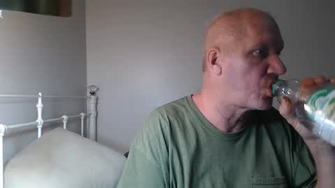CasinoCam online show from 05-05-26, 01:57
