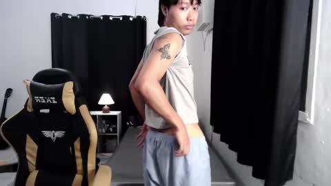Snapshot of caspian_cum chatting on 04-29-26, 01:43 cas online show from 04-29-26, 01:43