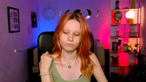 Cassandra online show from 07-08-26, 12:09