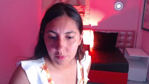 Snapshot of cassandra_ruizz chatting on 09-22-25, 10:23 573215024606 online show from 09-22-25, 10:23