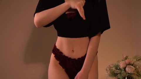 Cassie online show from 12-18-25, 02:45