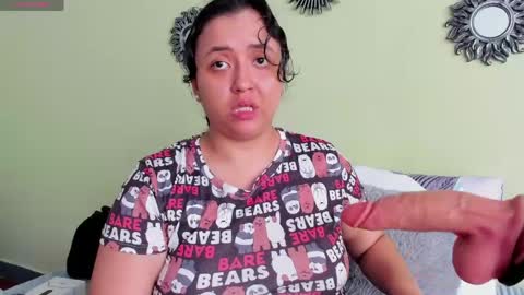 Snapshot of cassie_ibarra_ chatting on 04-15-26, 06:59 Cassie online show from 04-15-26, 06:59