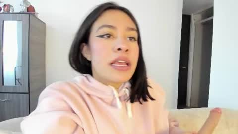 Cassie Jones online show from 07-04-26, 01:28
