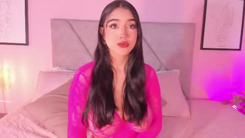 Cassie Carters online show from 06-25-26, 12:20