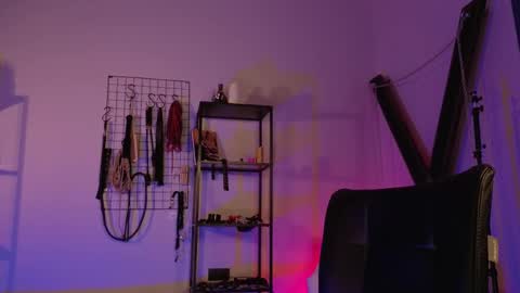 Snapshot of cassiecool chatting on 05-31-26, 07:15 assie online show from 05-31-26, 07:15