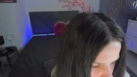 Snapshot of cassieevanss chatting on 05-03-26, 05:24 Cassie online show from 05-03-26, 05:24