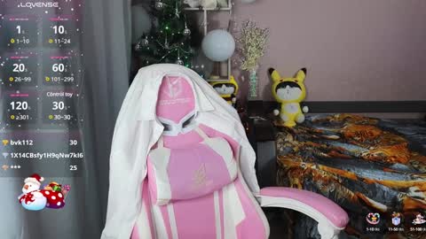 Cassie online show from 12-29-24, 06:49