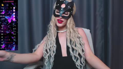 Cassie online show from 01-01-25, 01:37