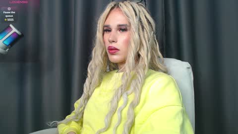 Cassie online show from 01-14-25, 04:50