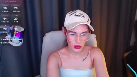 Cassie online show from 03-11-25, 12:54