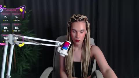 Cassie online show from 12-01-25, 09:09