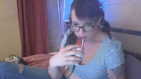 Snapshot of cassiemichelle chatting on 05-26-26, 08:05 Cassiemichelle online show from 05-26-26, 08:05