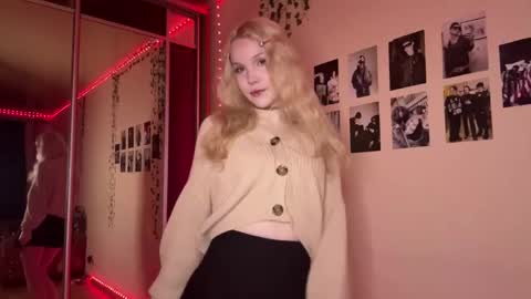 Cassie online show from 04-21-26, 11:18