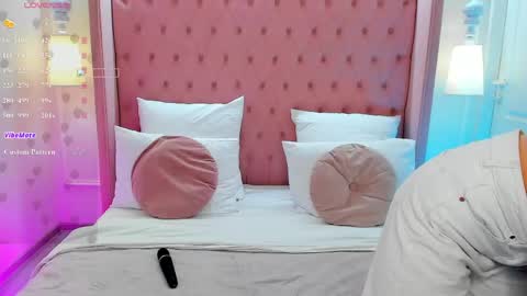 Curly online show from 04-19-26, 05:07