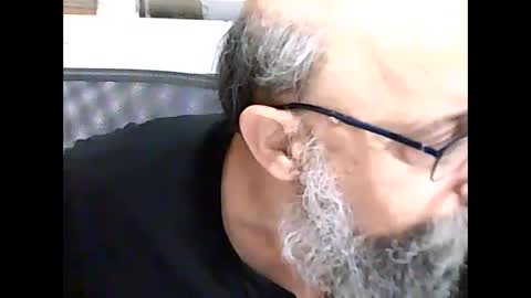 Snapshot of casual53 chatting on 01-19-25, 03:29 casual53 online show from 01-19-25, 03:29