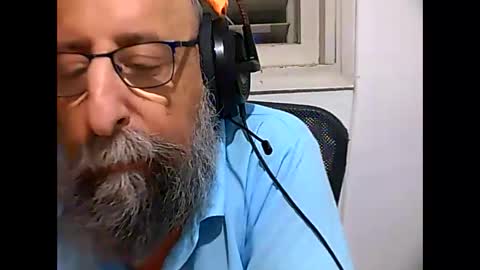Snapshot of casual53 chatting on 01-24-25, 03:32 casual53 online show from 01-24-25, 03:32