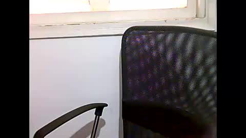 Snapshot of casual53 chatting on 02-19-25, 11:28 casual53 online show from 02-19-25, 11:28