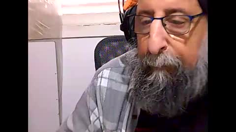 Snapshot of casual53 chatting on 02-28-25, 07:05 casual53 online show from 02-28-25, 07:05