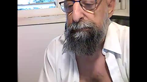 Snapshot of casual53 chatting on 10-08-25, 04:43 casual53 online show from 10-08-25, 04:43