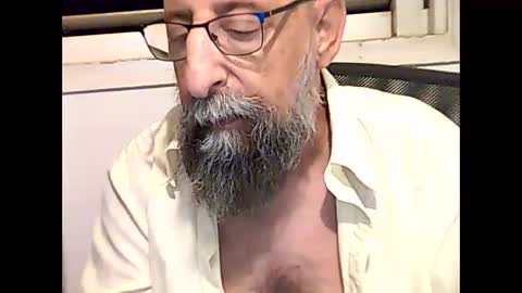 Snapshot of casual53 chatting on 10-08-25, 04:59 casual53 online show from 10-08-25, 04:59