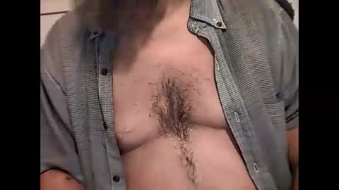 Snapshot of casual53 chatting on 10-19-25, 01:28 casual53 online show from 10-19-25, 01:28