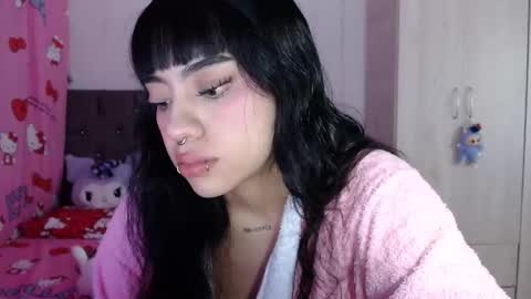 Mila online show from 06-10-26, 06:45
