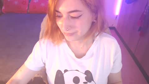 cat naughty online show from 02-24-25, 05:09