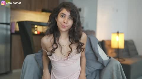 Catalina online show from 04-05-26, 02:47