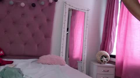 catalaia_stomm online show from 01-07-25, 05:42