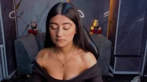 Snapshot of catalella_little_b chatting on 06-05-26, 08:14 catalella_little_b online show from 06-05-26, 08:14