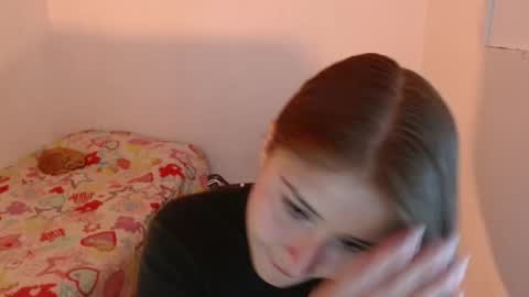 Fabi online show from 03-04-26, 03:23