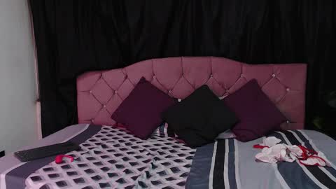 Snapshot of cataleya_divine chatting on 09-27-25, 11:04 Cata Prins online show from 09-27-25, 11:04