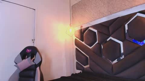 Cataleya online show from 12-22-25, 11:07