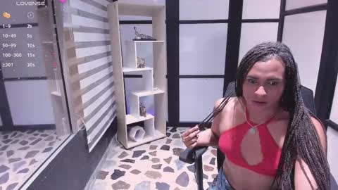 Snapshot of cataleyarobertts chatting on 10-05-25, 05:17 cataleyarobertts online show from 10-05-25, 05:17