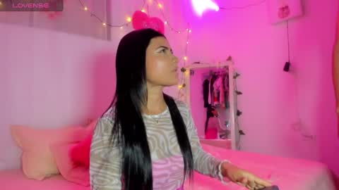 Cata y Roger online show from 02-20-25, 08:58