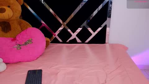 Catalina  online show from 02-20-26, 12:07