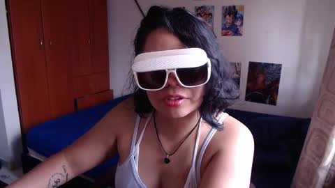 Snapshot of catalinaa_lovee chatting on 09-18-25, 07:05 catalinaa_lovee online show from 09-18-25, 07:05