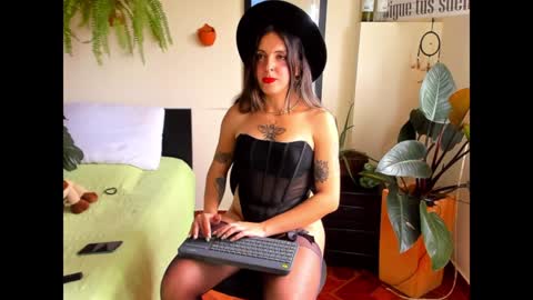 Cataina Lince online show from 02-05-25, 05:31