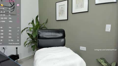 Snapshot of catalinaofficer chatting on 01-19-25, 02:38 Catalina Howard Aragon online show from 01-19-25, 02:38