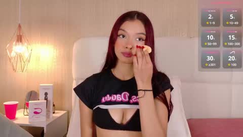 Snapshot of catalinaruiz_ chatting on 05-04-26, 04:25 Catalina online show from 05-04-26, 04:25