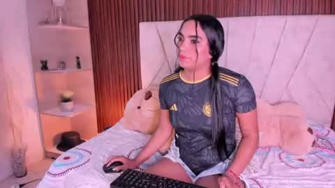 catalleya_f online show from 07-03-26, 08:37