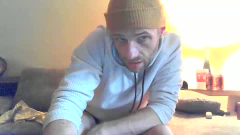 Snapshot of catcherboy85 chatting on 10-25-25, 05:19 catcherboy85 online show from 10-25-25, 05:19