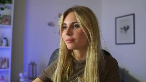 Snapshot of catecrago_ chatting on 02-13-25, 01:59 catecrago online show from 02-13-25, 01:59