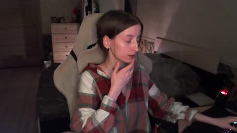Snapshot of cath_dysphoria_ chatting on 03-17-26, 08:12 CATH online show from 03-17-26, 08:12